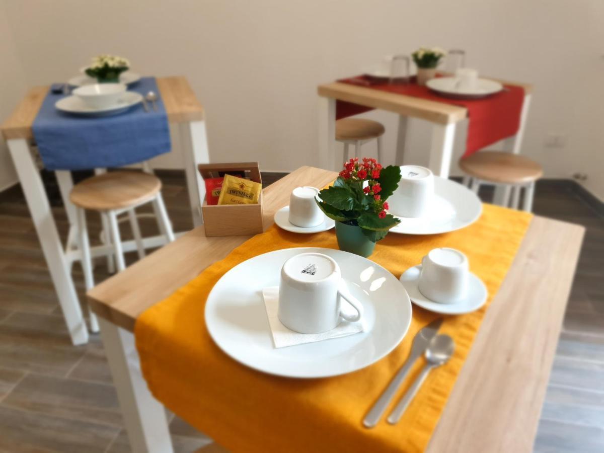 ホテル Residenza Tarzana パレルモ エクステリア 写真