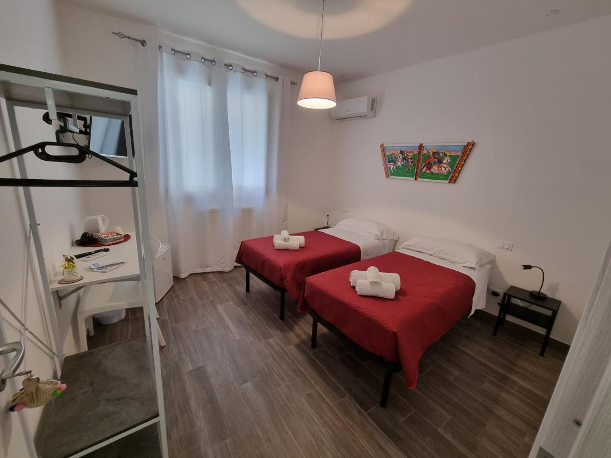 ホテル Residenza Tarzana パレルモ エクステリア 写真