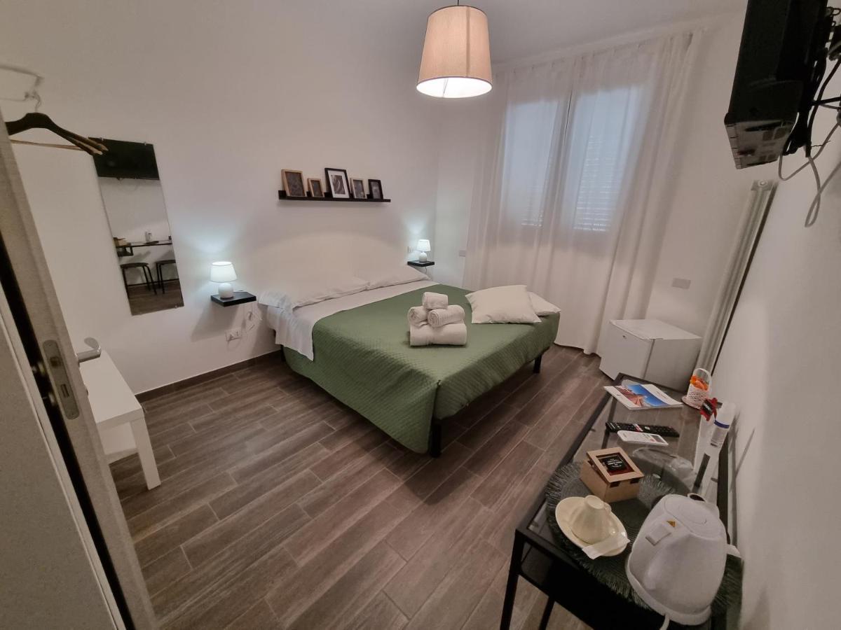 ホテル Residenza Tarzana パレルモ エクステリア 写真